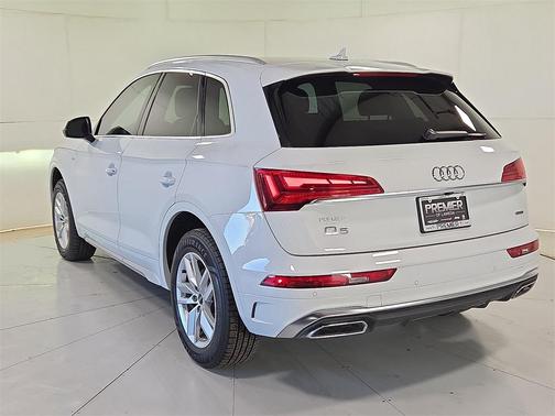 2022 Audi Q5 45 S line quattro Premium