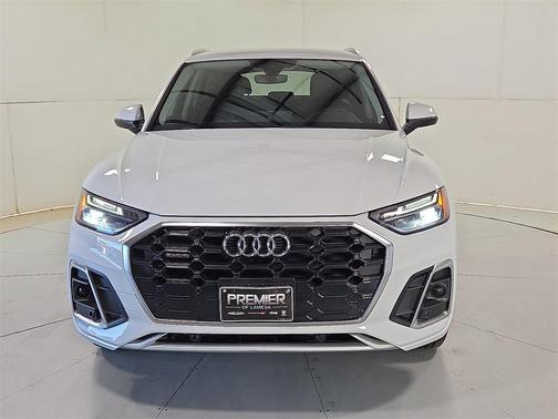 2022 Audi Q5 45 S line quattro Premium