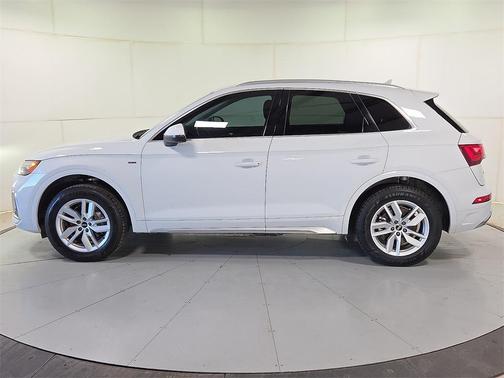 2022 Audi Q5 45 S line quattro Premium