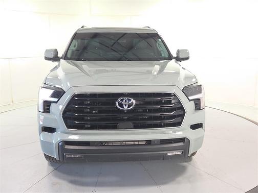 2023 Toyota Sequoia SR5