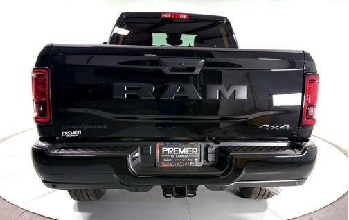 Diamond Black 2026 RAM 2500 Big Horn
