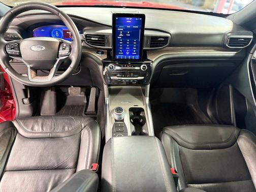 2023 Ford Explorer Platinum