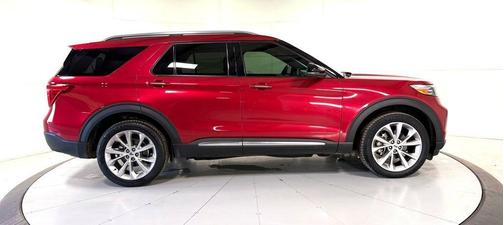 2023 Ford Explorer Platinum