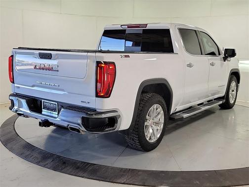 2022 GMC Sierra 1500 Limited SLT