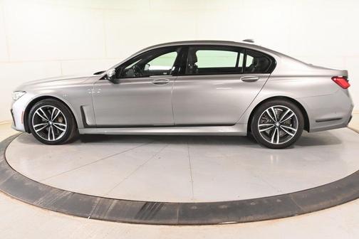 2020 BMW 750 i xDrive