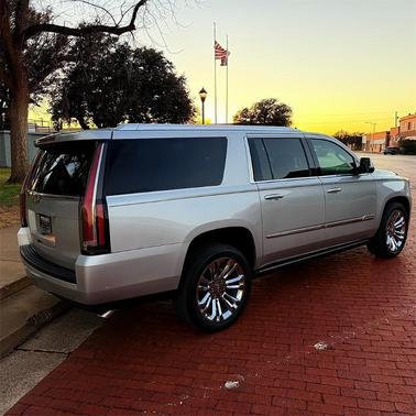 2017 Cadillac Escalade ESV Premium Luxury