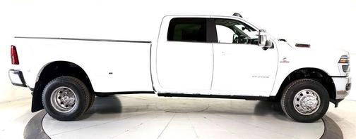 Bright White Clearcoat 2026 RAM 3500 Limited