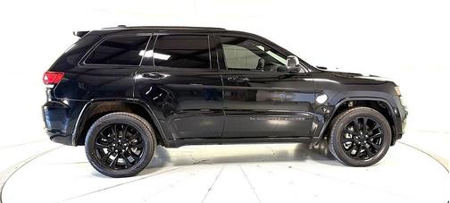 2022 Jeep Grand Cherokee WK Laredo