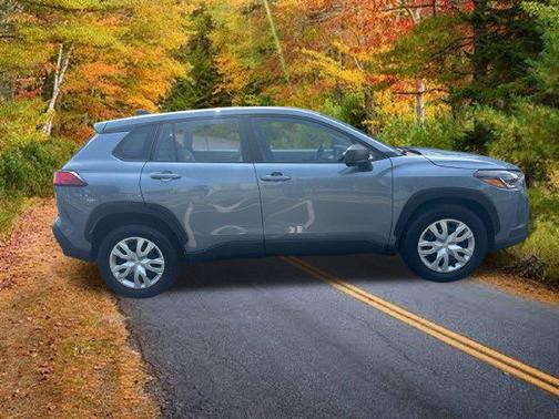 Celestite 2023 Toyota Corolla Cross L