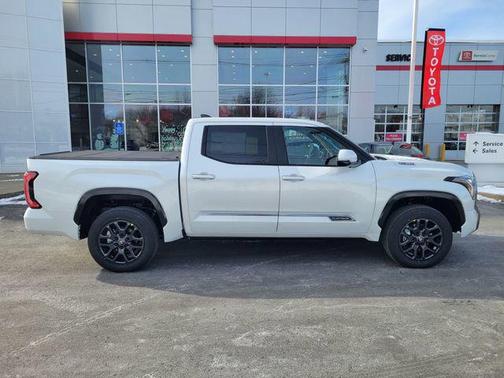 2026 Toyota Tundra Hybrid Platinum