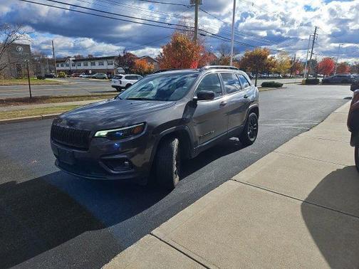 2023 Jeep Cherokee Altitude