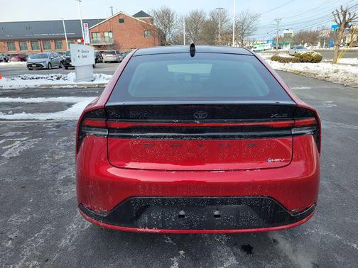 2025 Toyota Prius XLE