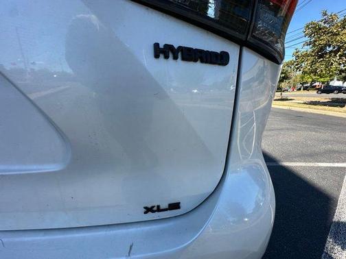 2024 Toyota Highlander Hybrid XLE