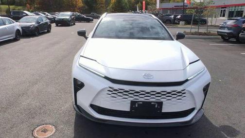 2025 Toyota Crown Signia Limited