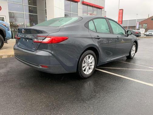 Underground 2025 Toyota Camry LE