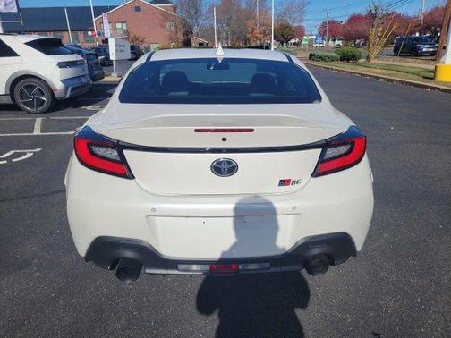 2025 Toyota GR86 Premium