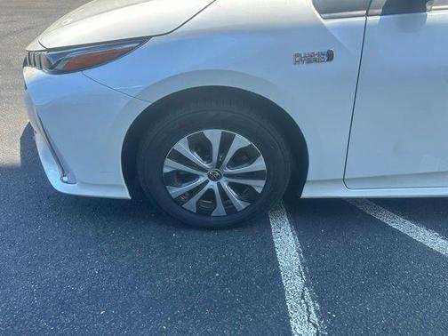 2022 Toyota Prius Prime XLE