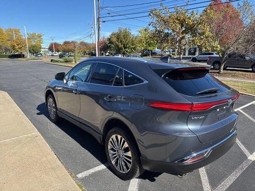 2022 Toyota Venza XLE