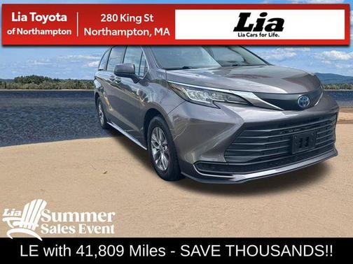 Predawn Gray Mica 2023 Toyota Sienna LE