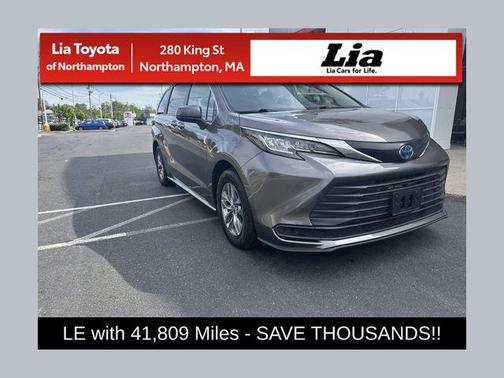 Predawn Gray Mica 2023 Toyota Sienna LE