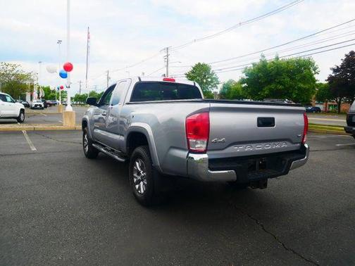 2016 Toyota Tacoma SR5