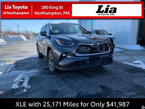 2025 Toyota Highlander XLE