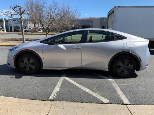 2024 Toyota Prius LE