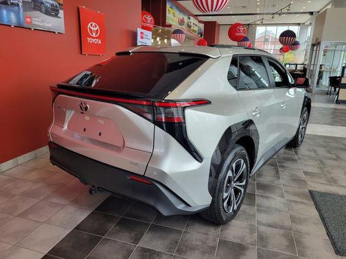 2025 Toyota bZ4X XLE