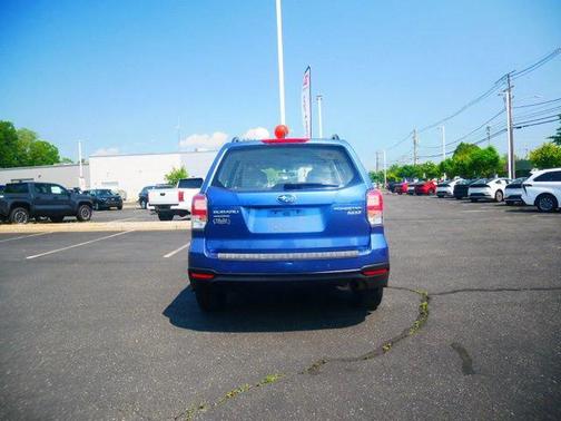 2017 Subaru Forester 2.5i