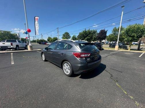 2018 Subaru Impreza 2.0i Premium