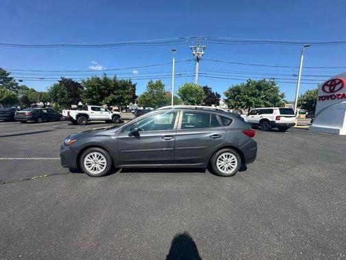 2018 Subaru Impreza 2.0i Premium