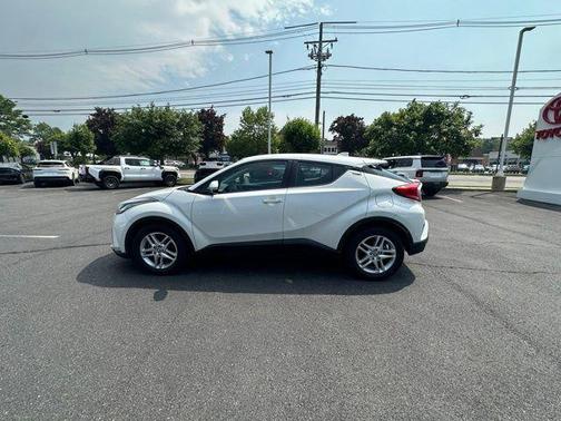 2021 Toyota C-HR LE