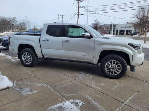 2024 Toyota Tacoma Hybrid Limited
