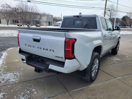2024 Toyota Tacoma Hybrid Limited