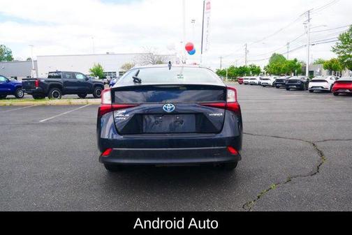 2022 Toyota Prius LE