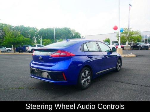 2019 Hyundai IONIQ Plug-In Hybrid Base