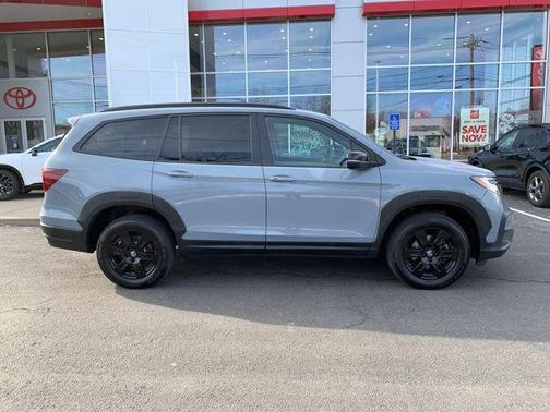 2022 Honda Pilot AWD TrailSport