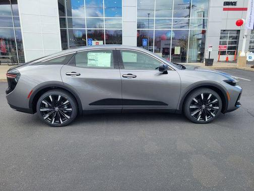 2025 Toyota Crown Platinum