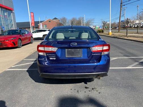 Lapis Blue Pearl 2018 Subaru Impreza 2.0i