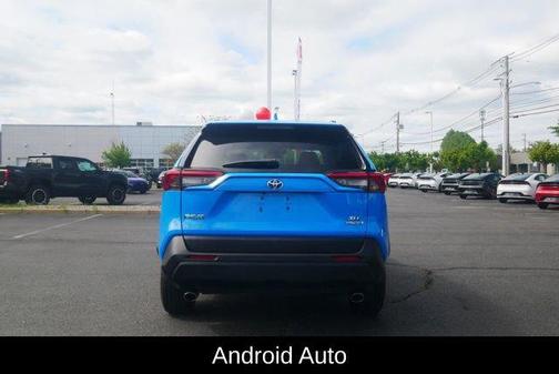 2020 Toyota RAV4 Hybrid XLE