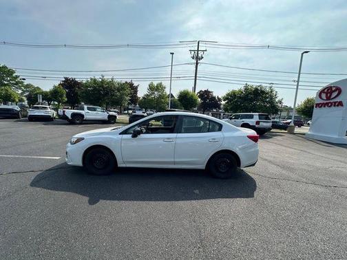 2019 Subaru Impreza 2.0i