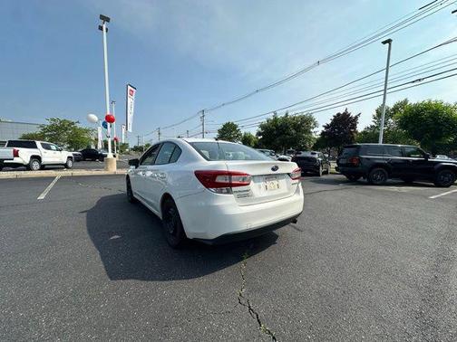 2019 Subaru Impreza 2.0i