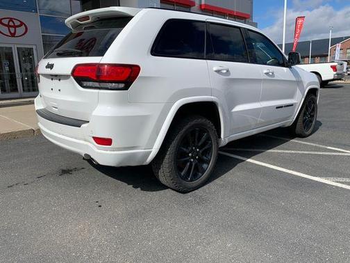 2021 Jeep Grand Cherokee Laredo