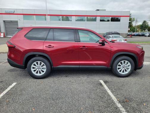 Ruby Flare Pearl 2026 Toyota Grand Highlander Hybrid XLE