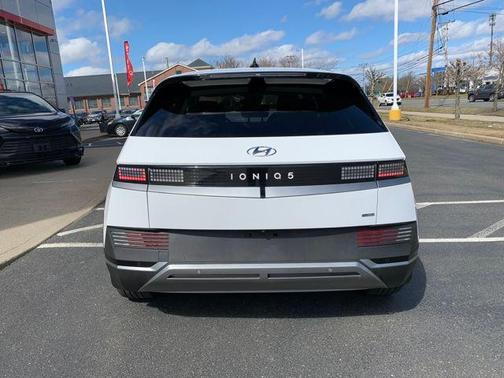 2023 Hyundai IONIQ 5 SE