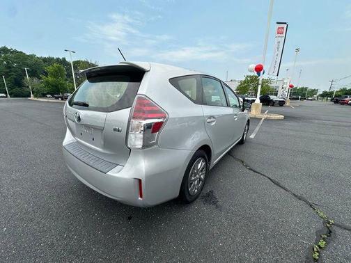 2015 Toyota Prius v Two