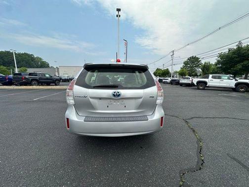 2015 Toyota Prius v Two