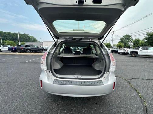 2015 Toyota Prius v Two