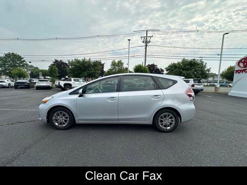 2015 Toyota Prius v Two