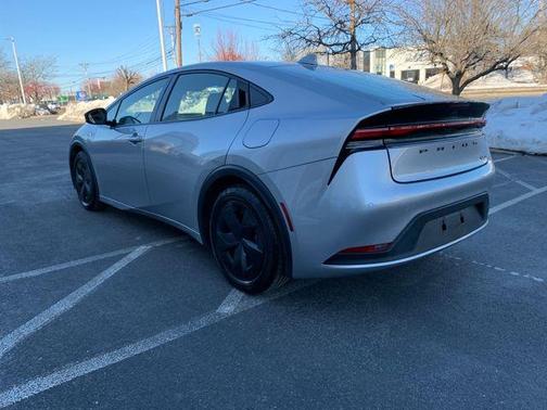 2023 Toyota Prius LE